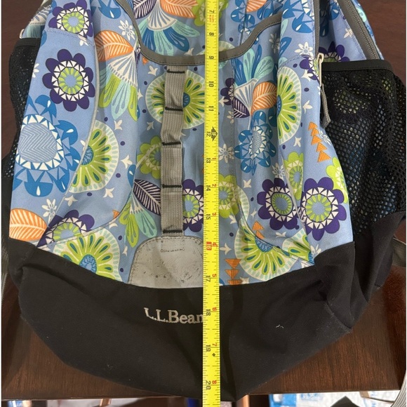 L.L. Bean floral explorer backpack blue with multicolored flowers - Picture 8 of 9